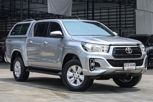 2019 TOYOTA Hilux