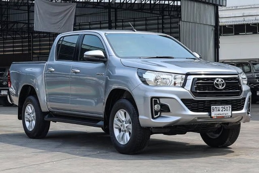2020 TOYOTA Hilux