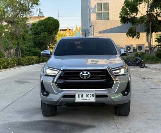 2022 TOYOTA Hilux