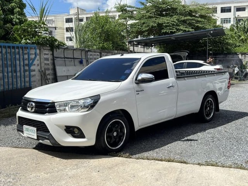 2018 TOYOTA Hilux