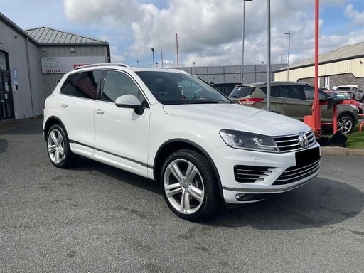 2017 VOLKSWAGEN Touareg