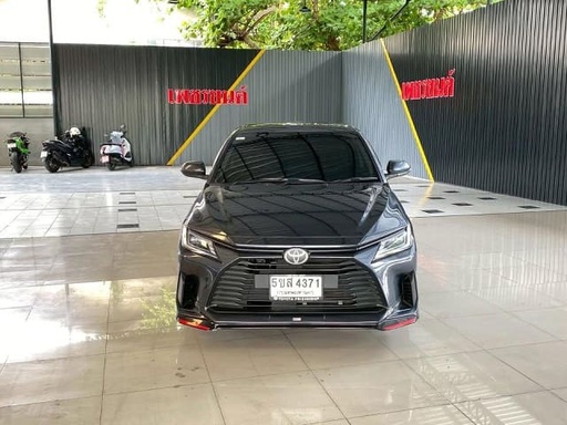 2024 TOYOTA Yaris