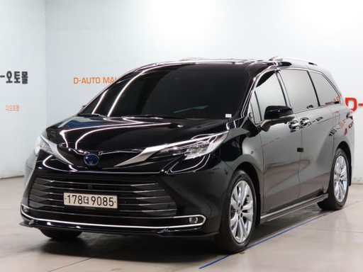 2023 TOYOTA Sienna
