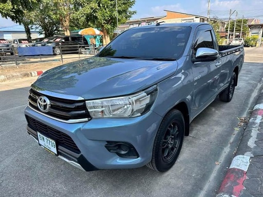 2019 TOYOTA Hilux