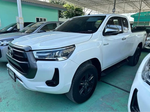 2021 TOYOTA Hilux