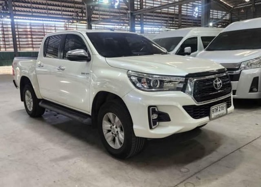 2020 TOYOTA Hilux