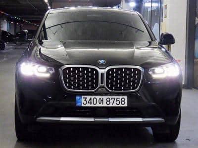 2022 BMW X4