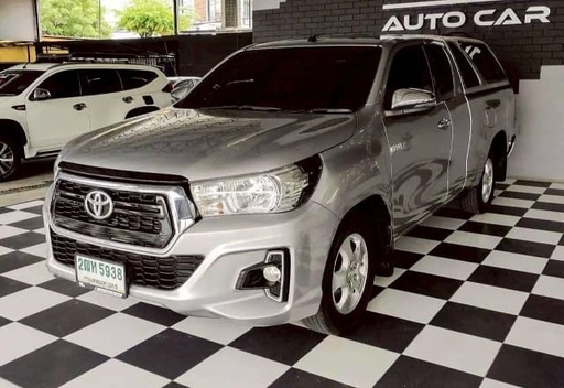 2019 TOYOTA Hilux