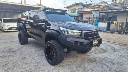 2018 TOYOTA Hilux