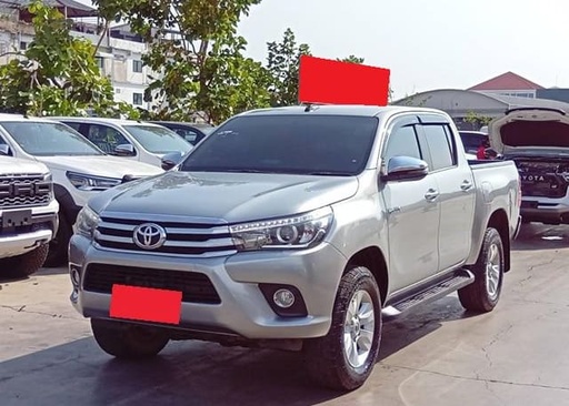 2017 TOYOTA Hilux