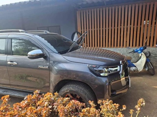 2021 TOYOTA Hilux