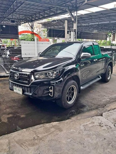 2018 TOYOTA Hilux