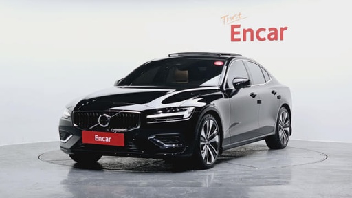 2023 VOLVO S60