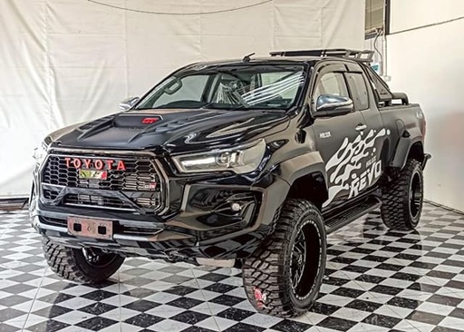 2021 TOYOTA Hilux