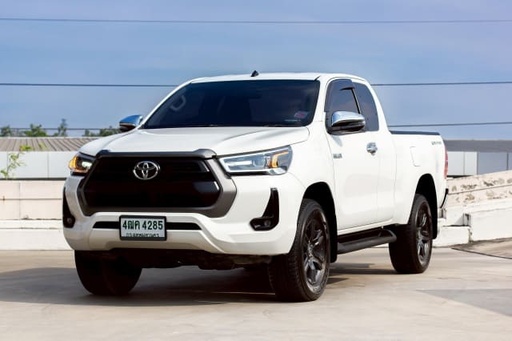 2021 TOYOTA Hilux