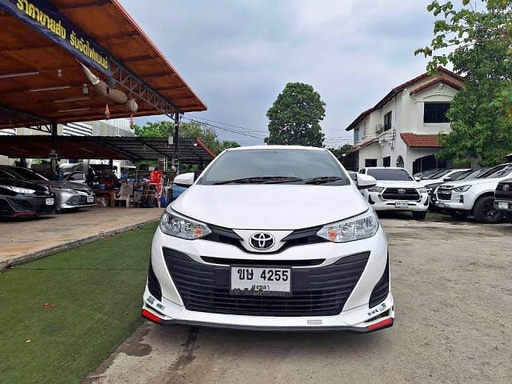 2019 TOYOTA Yaris