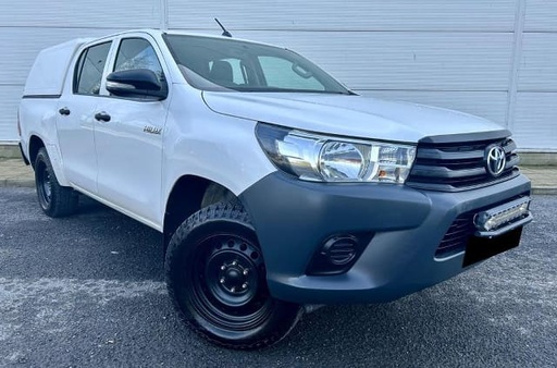 2017 TOYOTA Hilux