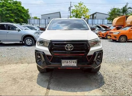 2018 TOYOTA Hilux