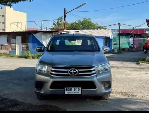 2017 TOYOTA Hilux