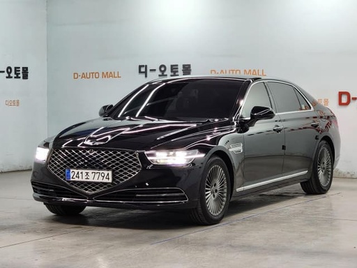 2021 Genesis G90