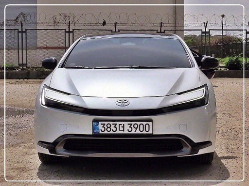 2024 TOYOTA Prius