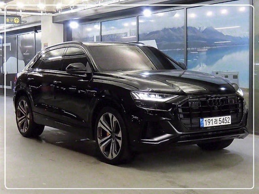 2022 AUDI Q8