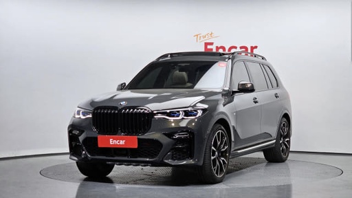 2022 BMW X7