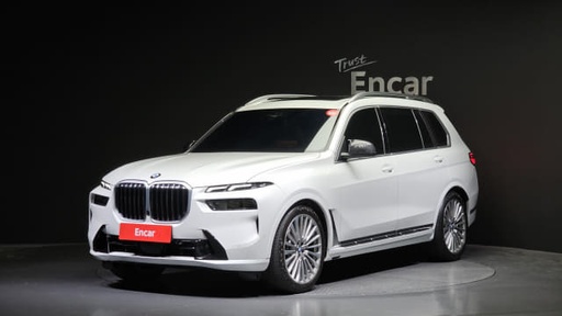 2024 BMW X7, 