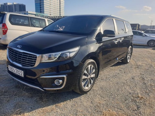 2017 KIA Carnival