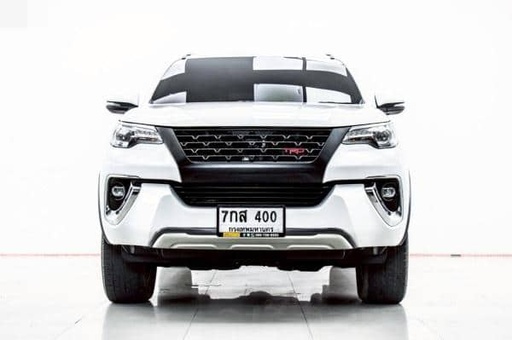 2018 TOYOTA Fortuner
