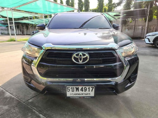 2024 TOYOTA Hilux