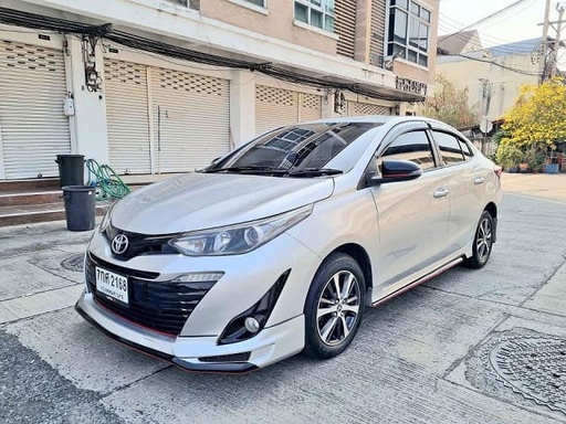 2018 TOYOTA Yaris