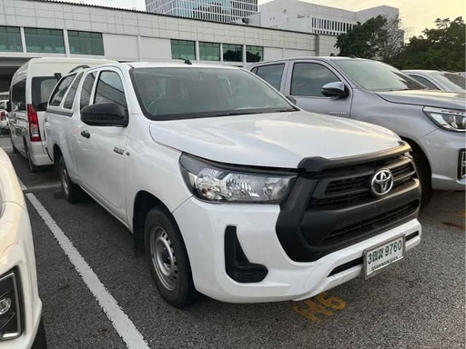 2020 TOYOTA Hilux