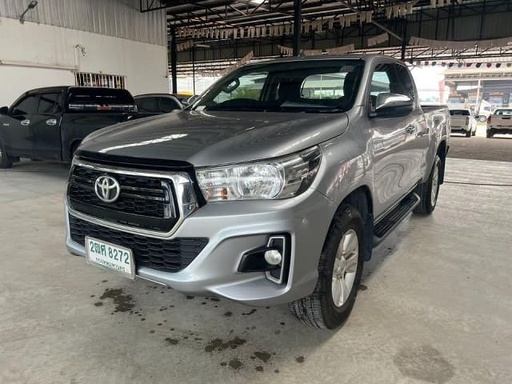 2019 TOYOTA Hilux