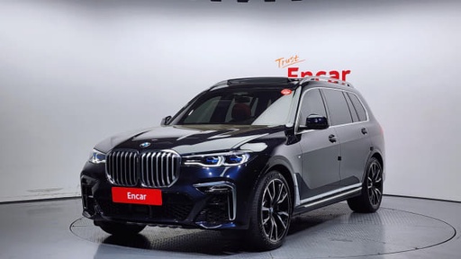 2022 BMW X7, 
