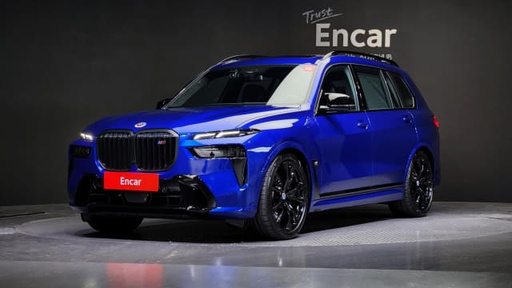 2023 BMW X7