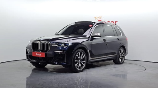 2022 BMW X7