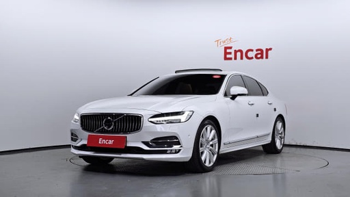 2020 VOLVO S90