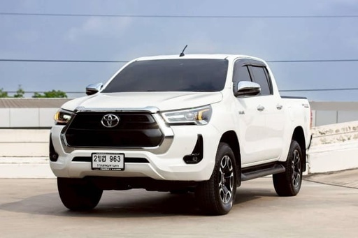 2022 TOYOTA Hilux