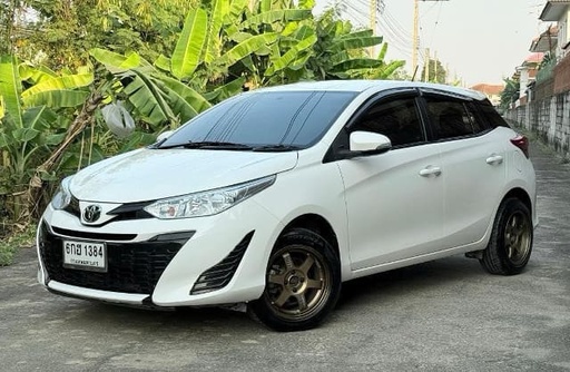 2017 TOYOTA Yaris