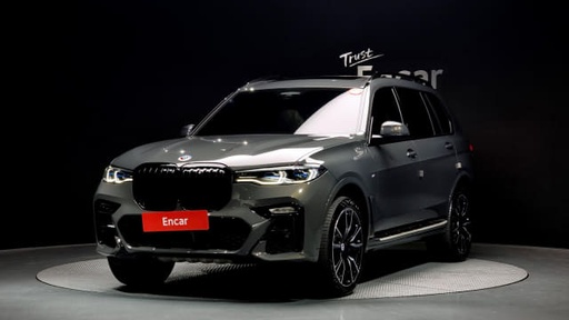 2022 BMW X7
