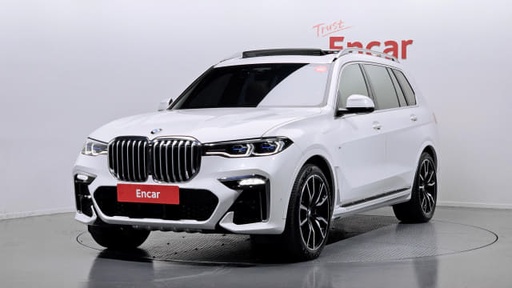 2021 BMW X7, 