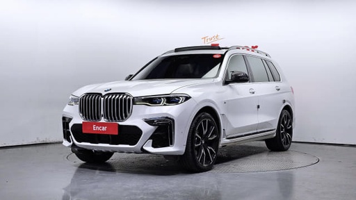 2022 BMW X7