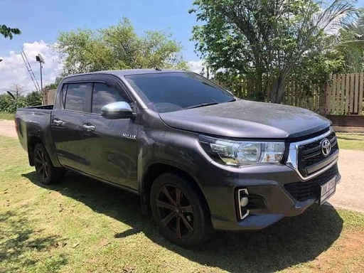 2020 TOYOTA Hilux