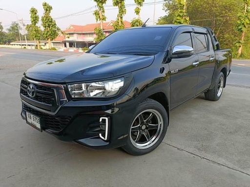 2020 TOYOTA Hilux