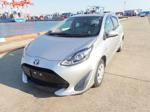 2018 TOYOTA Aqua