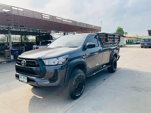 2022 TOYOTA Hilux