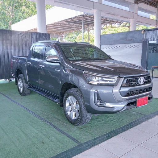 2020 TOYOTA Hilux