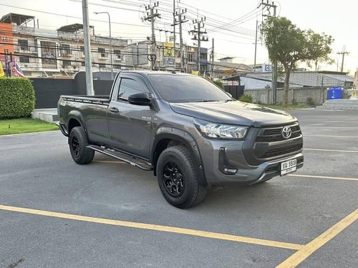 2023 TOYOTA Hilux