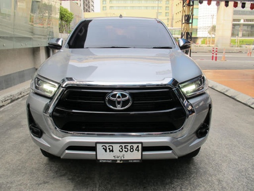 2022 TOYOTA Hilux
